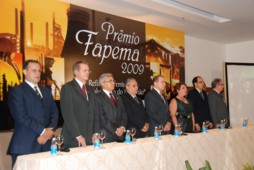 SELECIONADAPremio_Fapema_2009-Foto_02_Carlos_Netiar