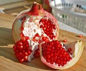 1 Pomegranate